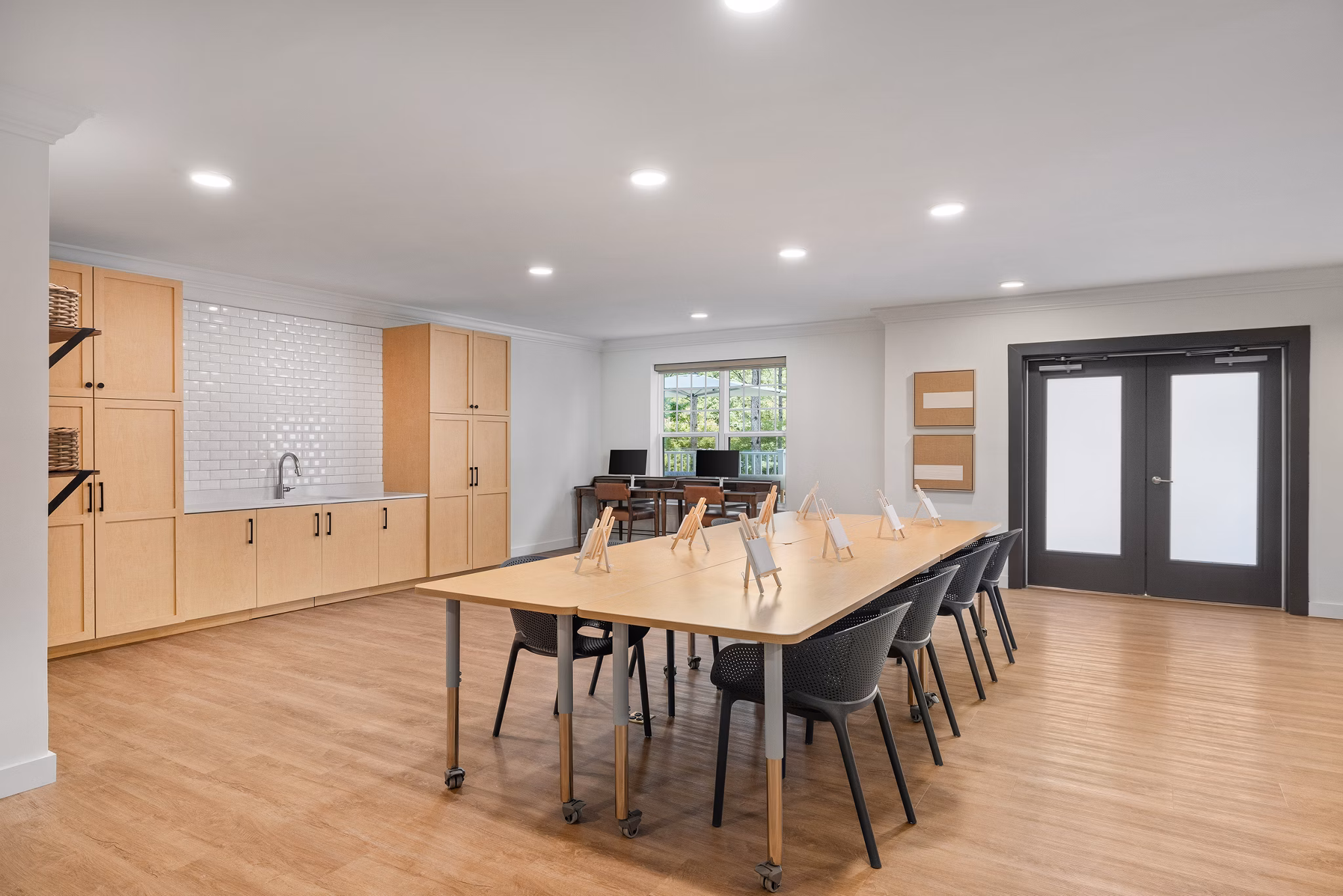 clubhouse at Album Matthews Apartments 