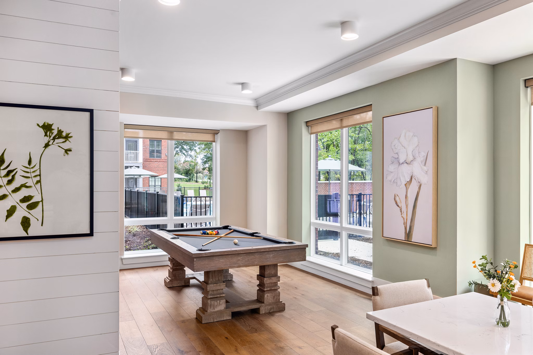 clubhouse at Album Matthews Apartments 