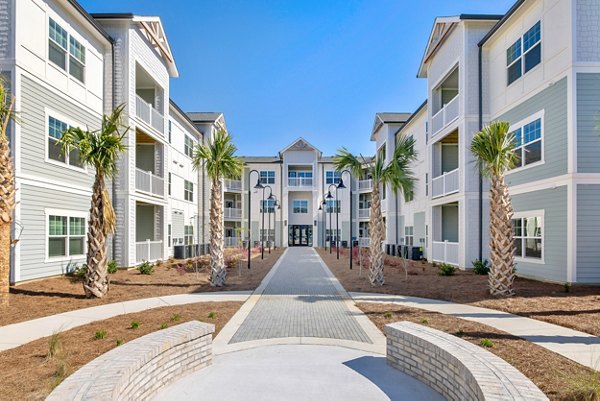 patio at Eastwood Apartments