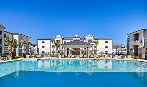 pool at Eastwood Apartments