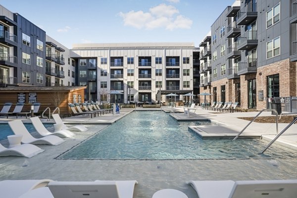 pool at Alta Magnolia Apartments