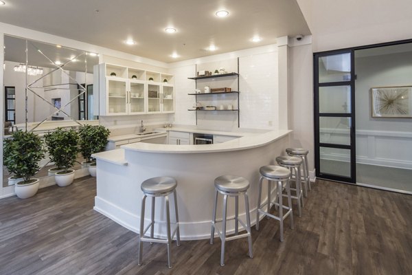 clubhouse at Lakeshore Lofts Apartments