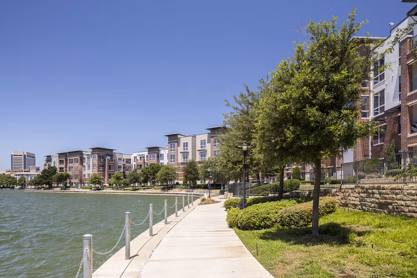 neighborhood at Lakeshore Lofts Apartments