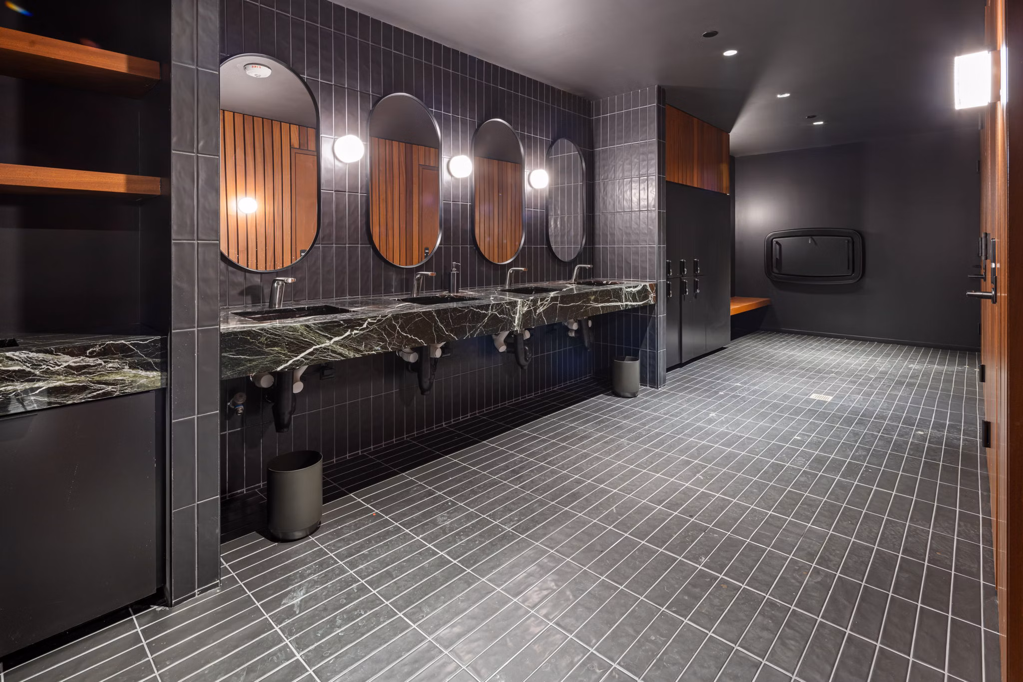 bathroom at Maeve Apartments
