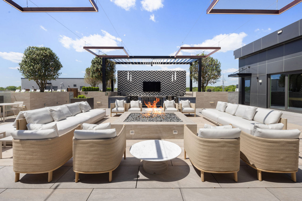 Grill area at Maeve Downtown Raleigh Apartments (1 of 2)