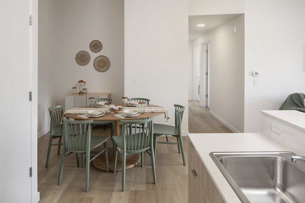 dining room at The Arvon Apartments