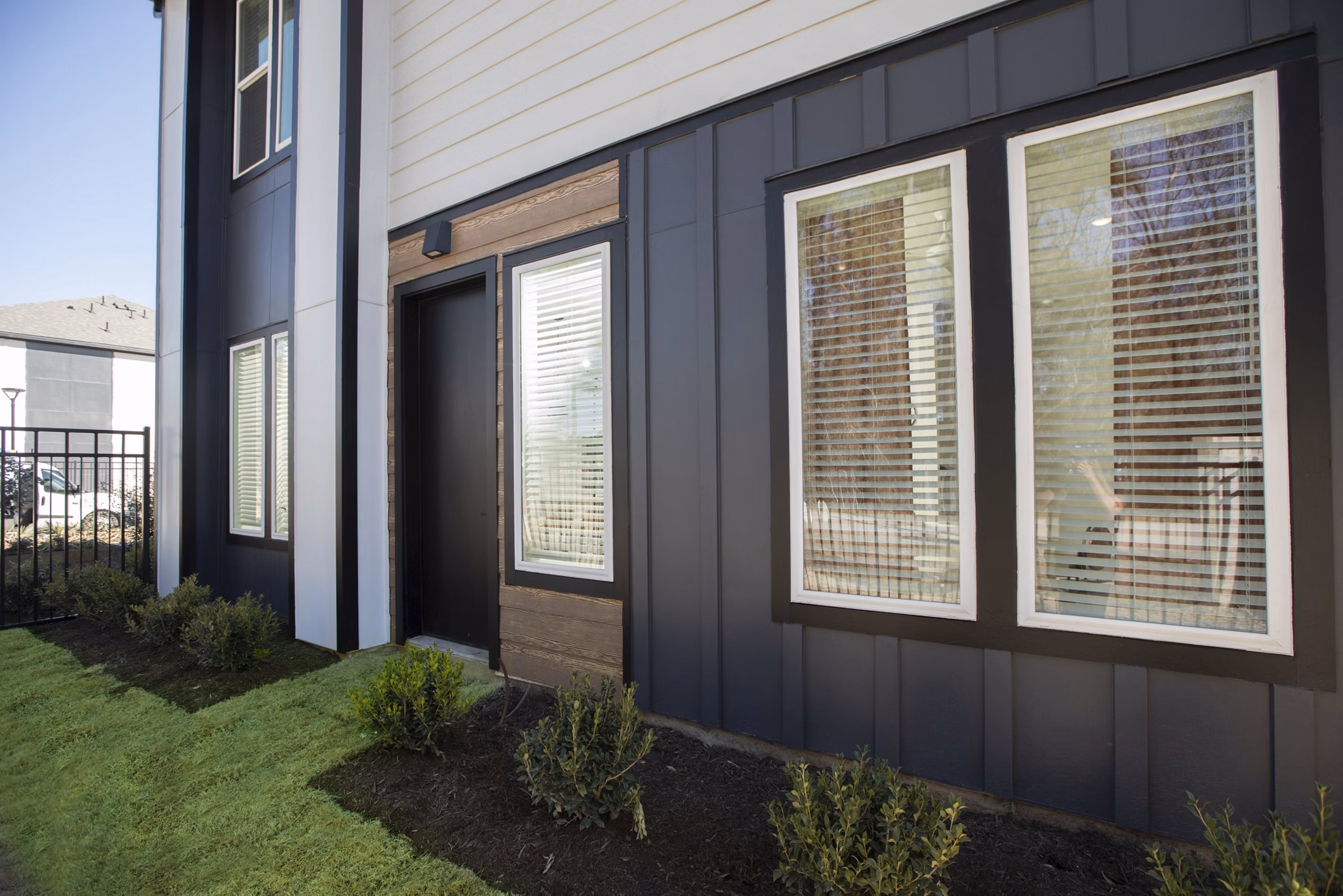 patio at Oasis at Woodland Apartments