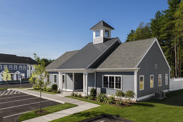 exterior at Avana East Main Apartments 