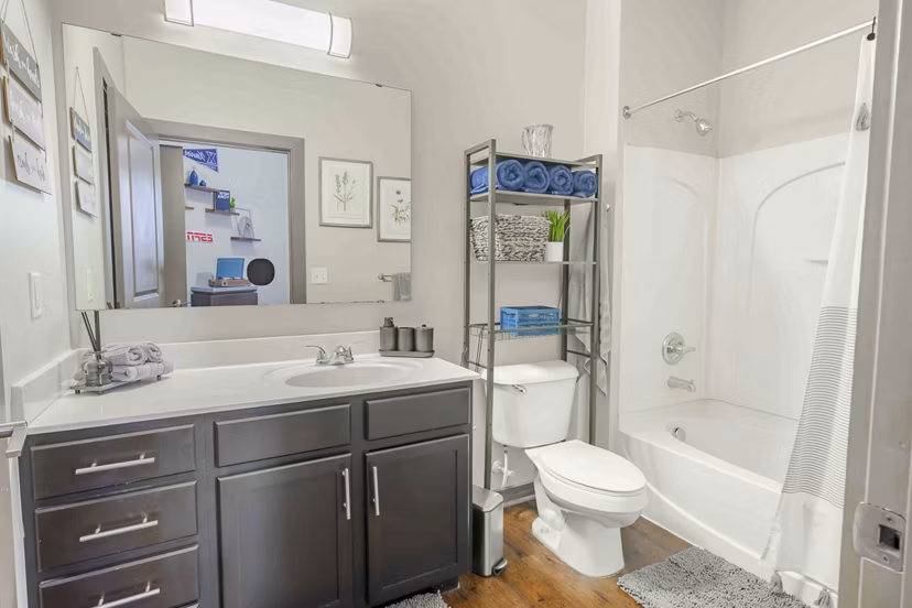 bathroom at University Station Apartments