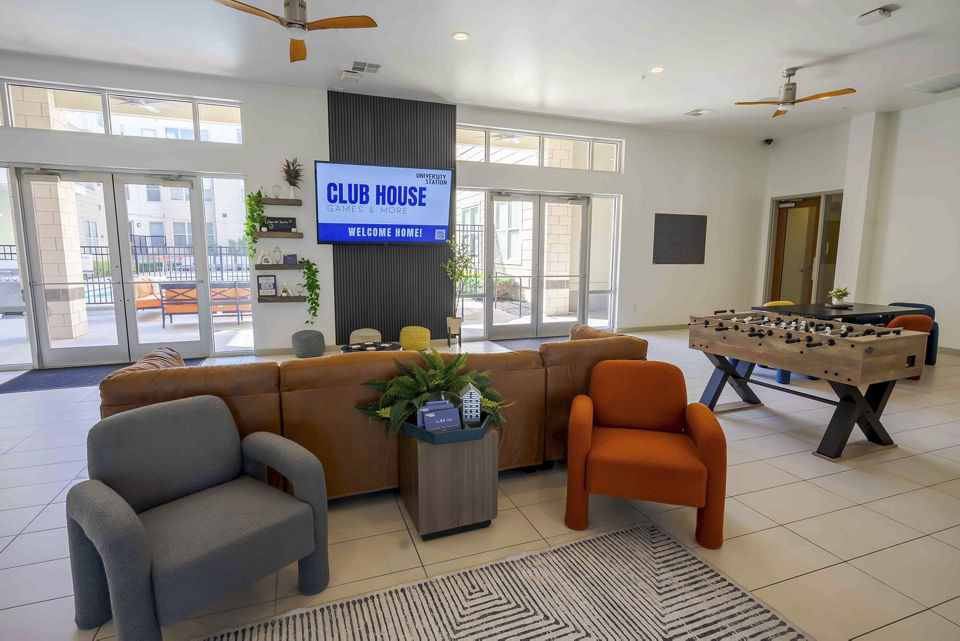 clubhouse at University Station Apartments