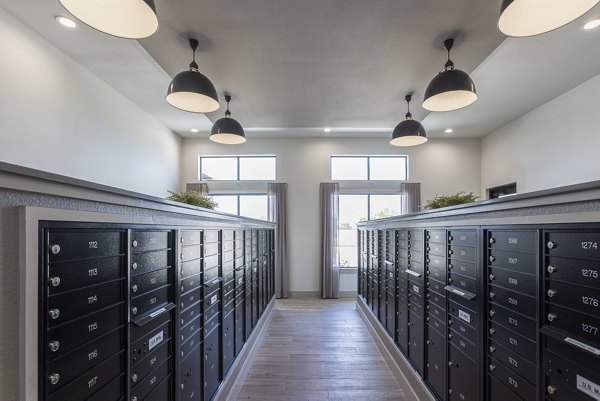 clubhouse at Prose Decker Lake Apartments