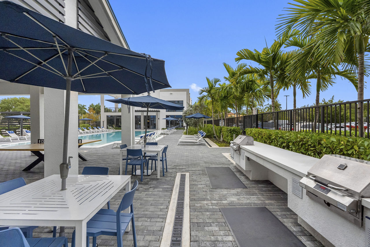 Grill area at Solena Miramar (3 of 3)