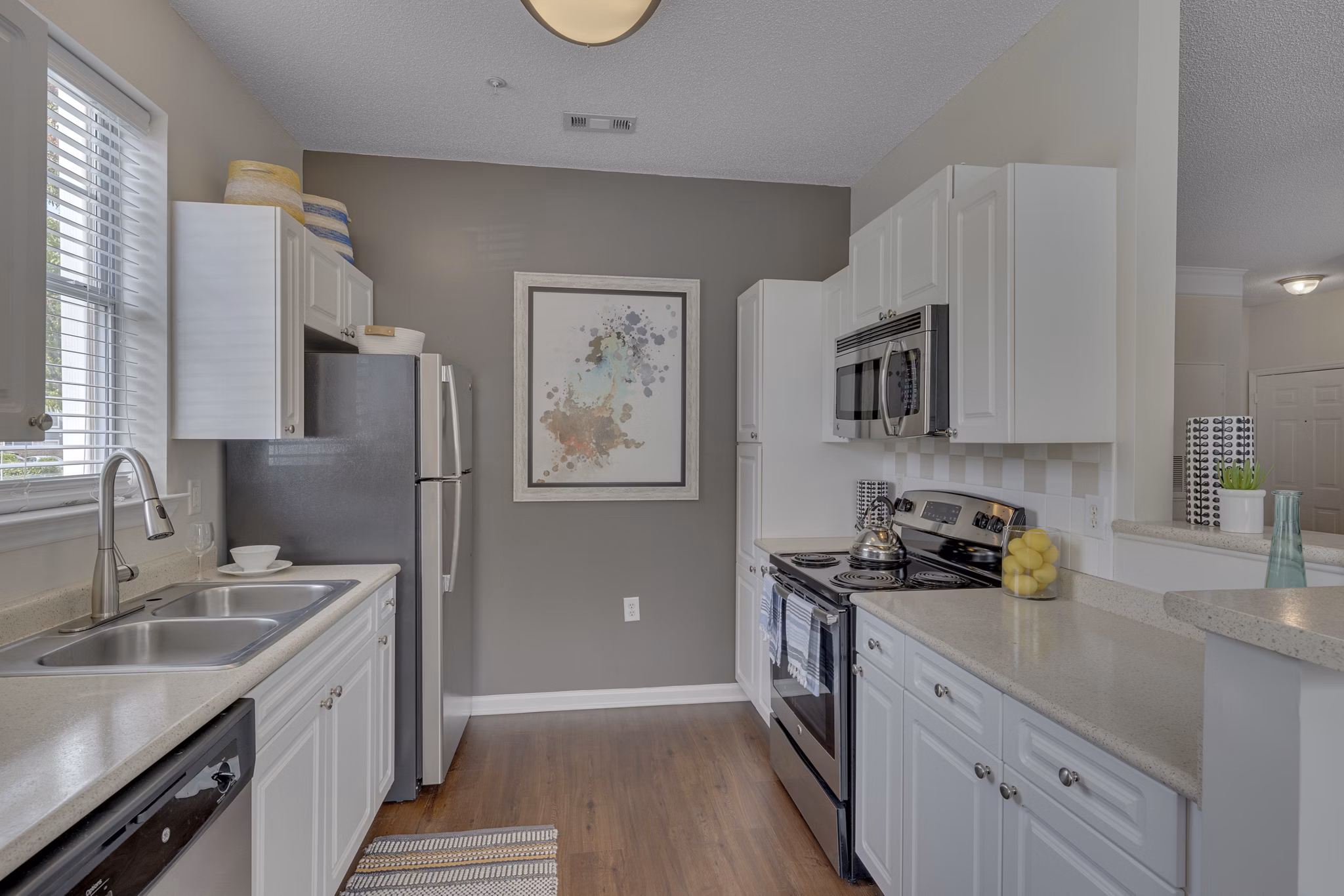 kitchen at Notting Hill Apartments