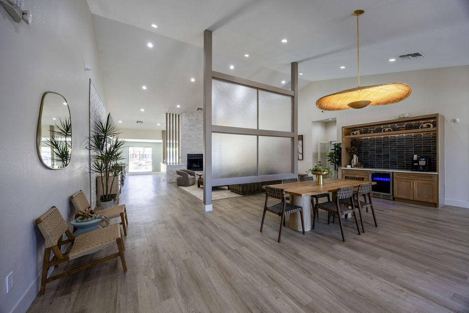 clubhouse at Martinique Bay Apartments
