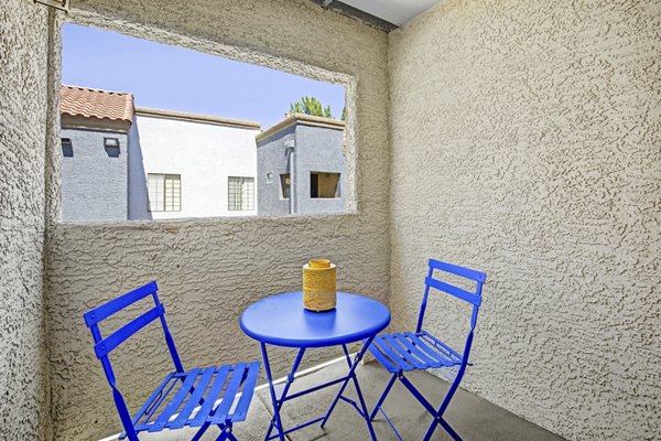 balcony/patio at Harvest Apartments