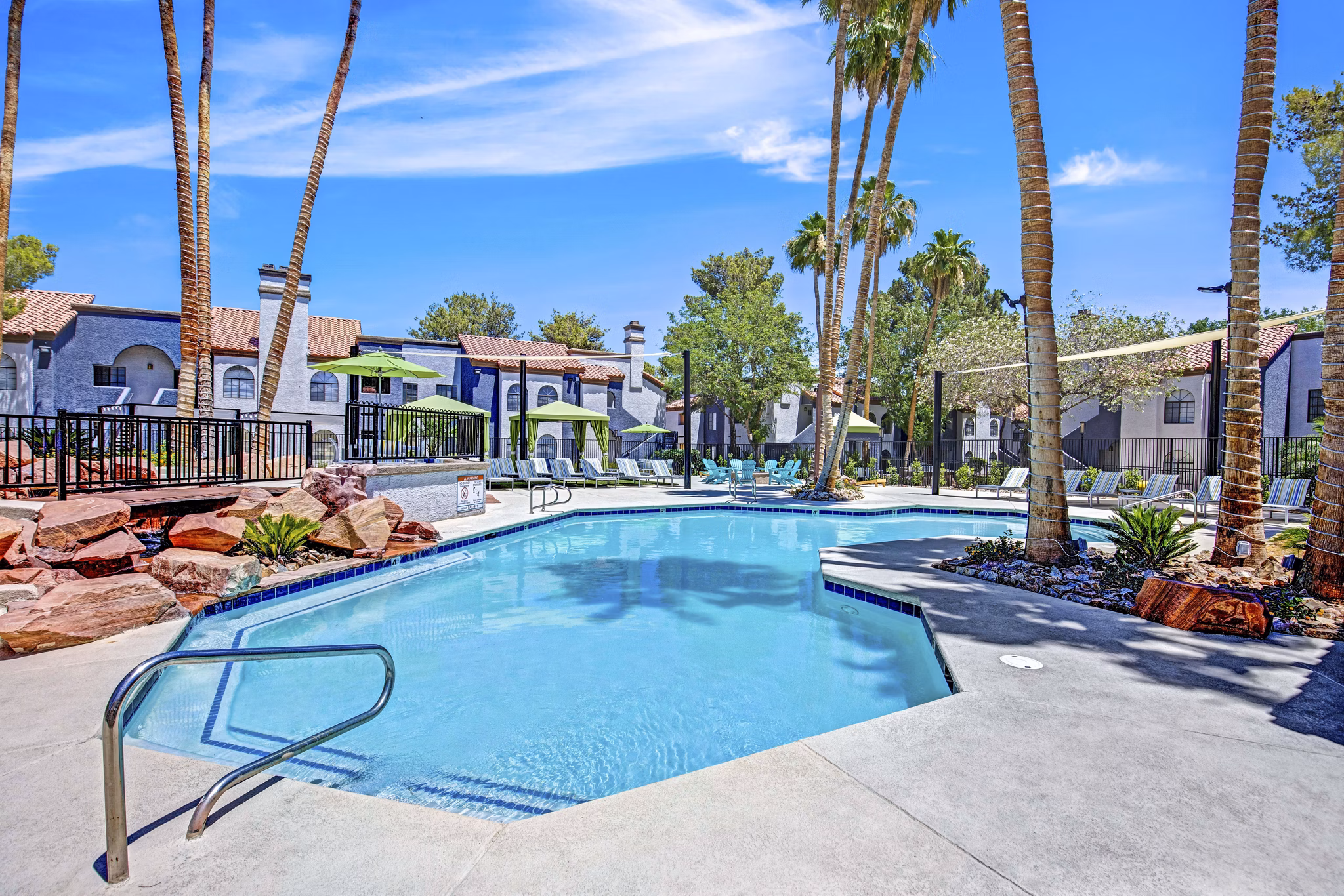 pool at Martinique Bay Apartments