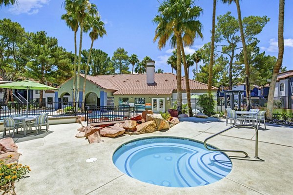 hot tub/jacuzzi at Martinique Bay Apartments