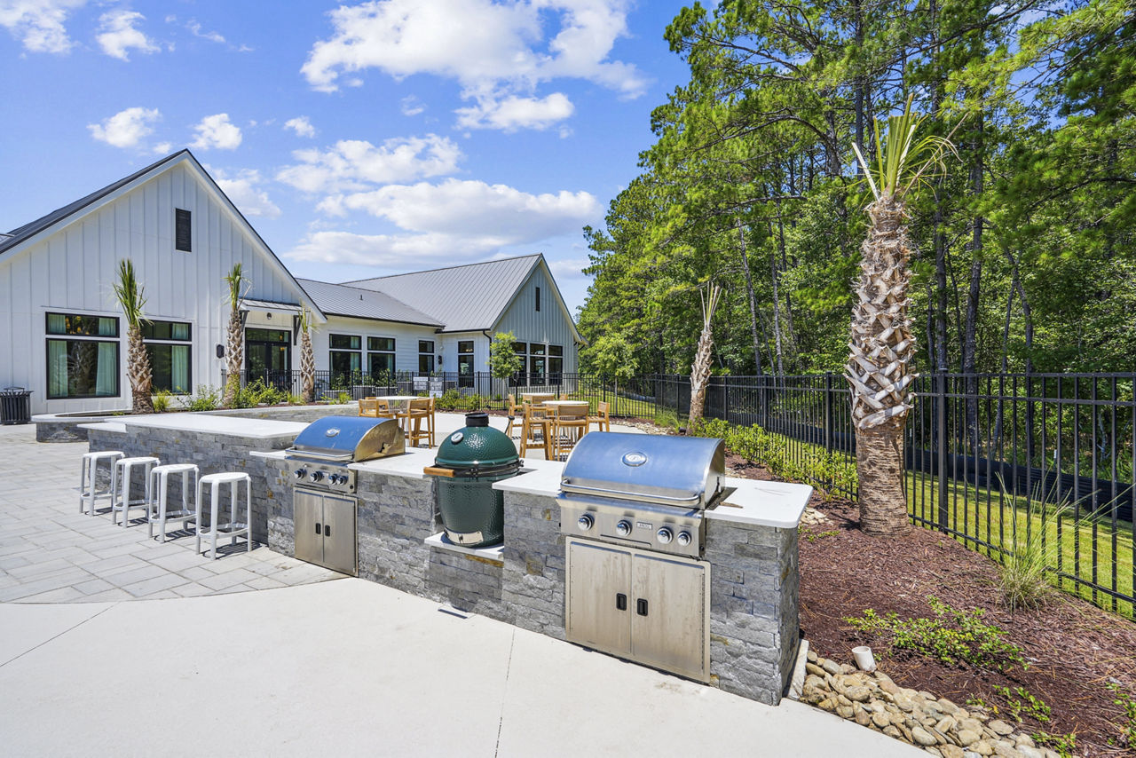 Grill area at Selene At Sayebrook Apartments