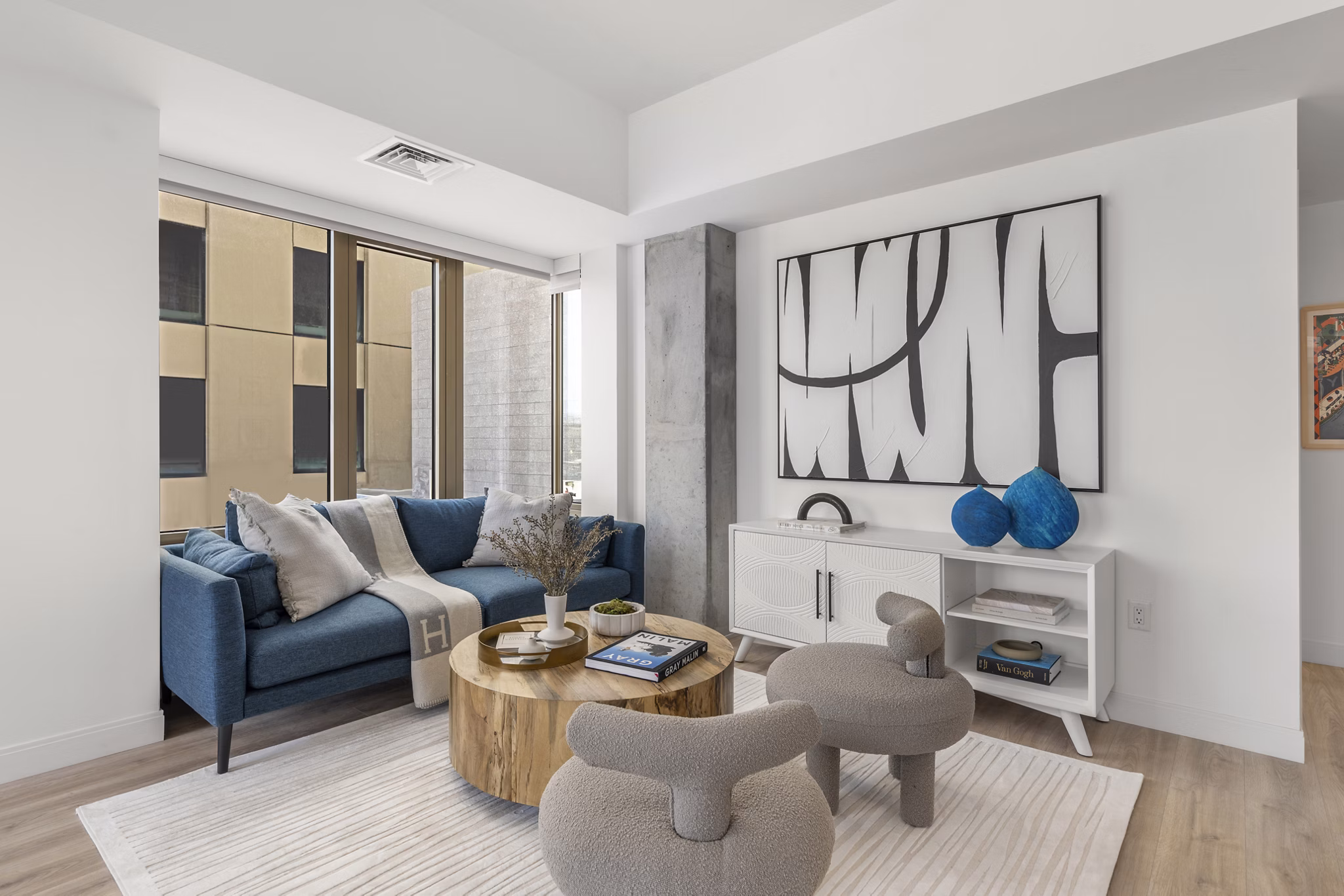 living room at Verra Apartments 