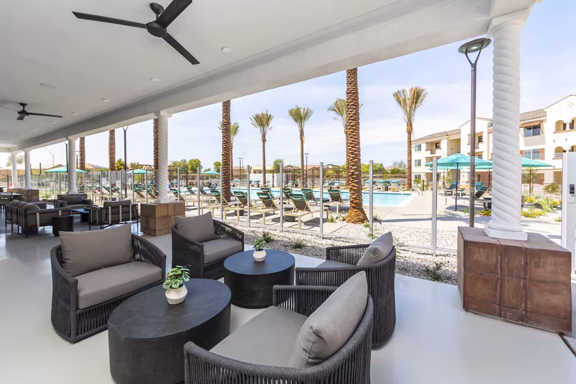 patio at Marlowe Peoria Place Apartments