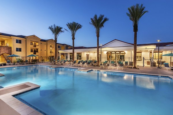 pool at Marlowe Peoria Place Apartments