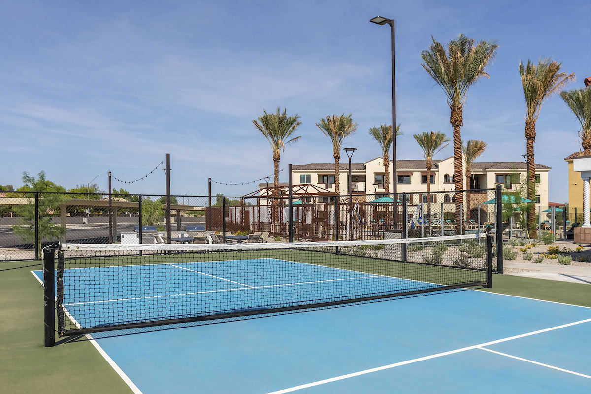 Courtyard at Marlowe Peoria Place