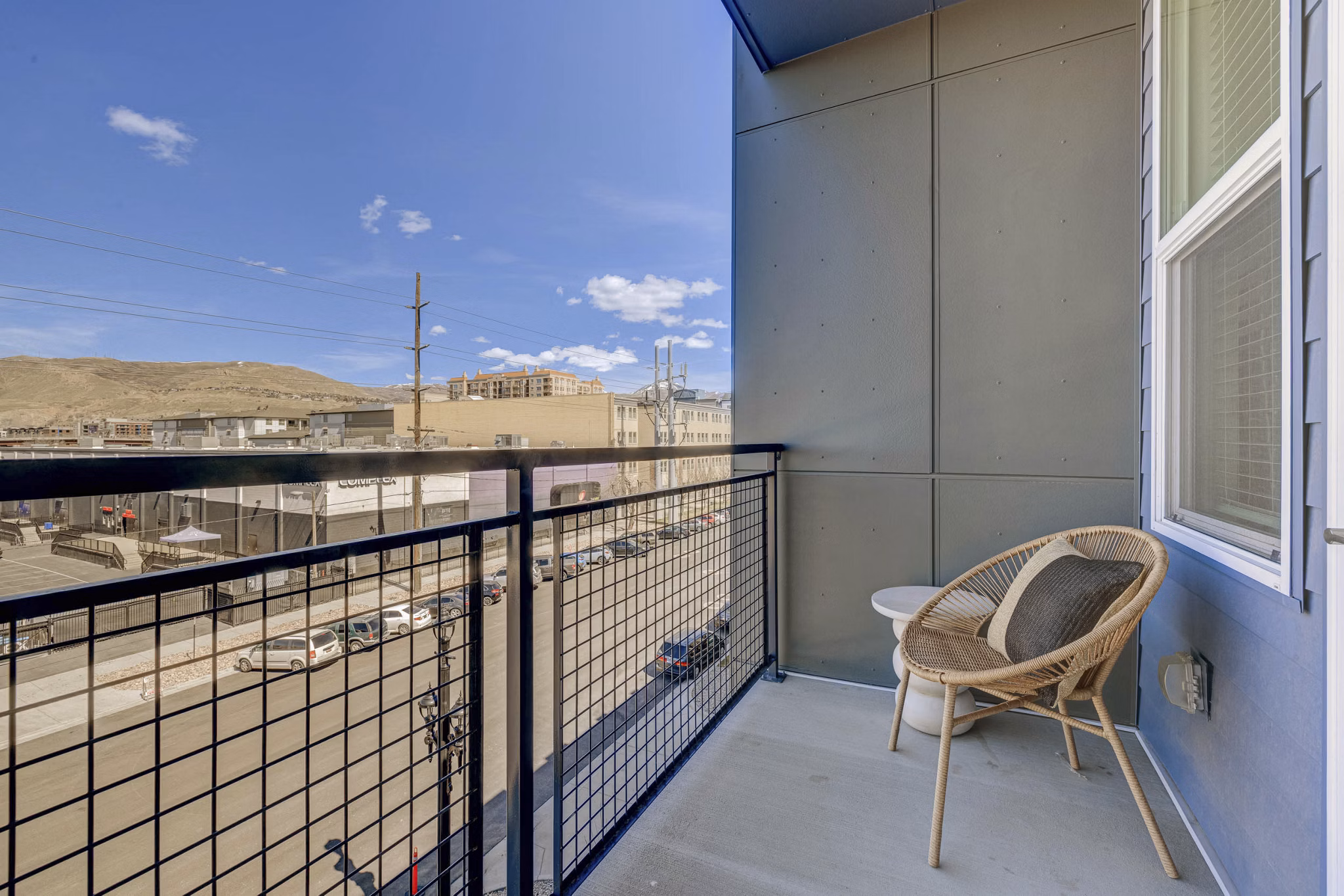 patio at Alta Stone at the Gateway Apartments
