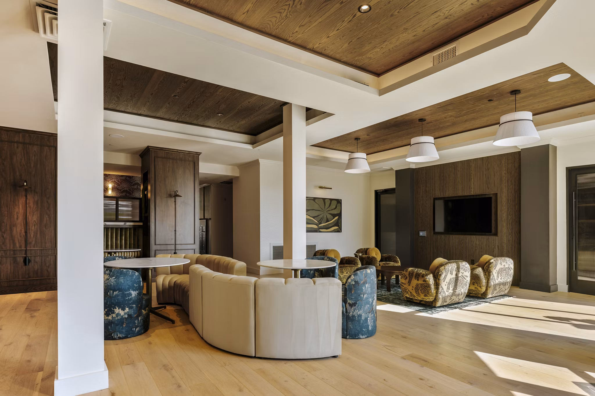 clubhouse at Laurent Apartments