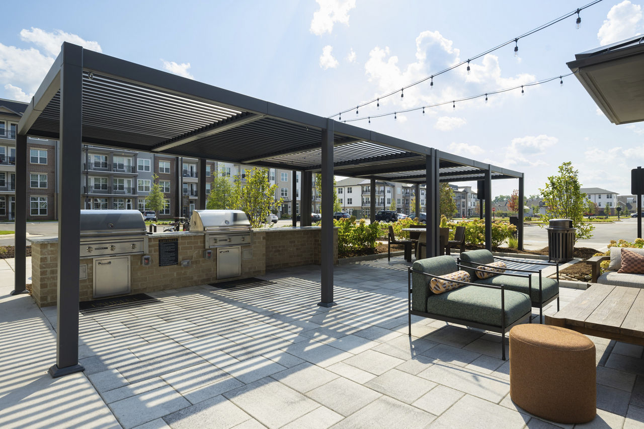 Grill area at Laurent (2 of 2)