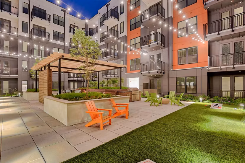 courtyard at Connection at Southside Apartments