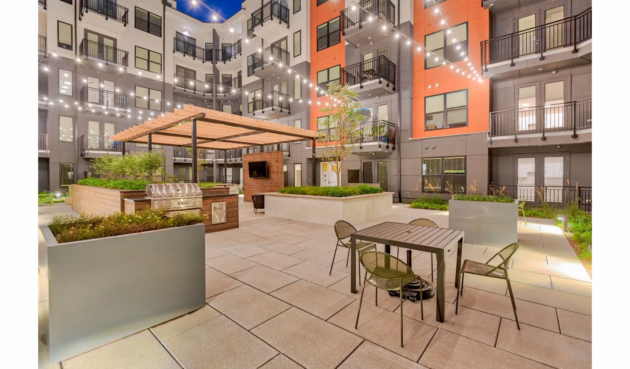 grill area at Connection at Southside Apartments