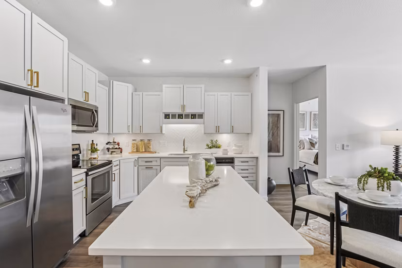kitchen at 610 West Apartments 