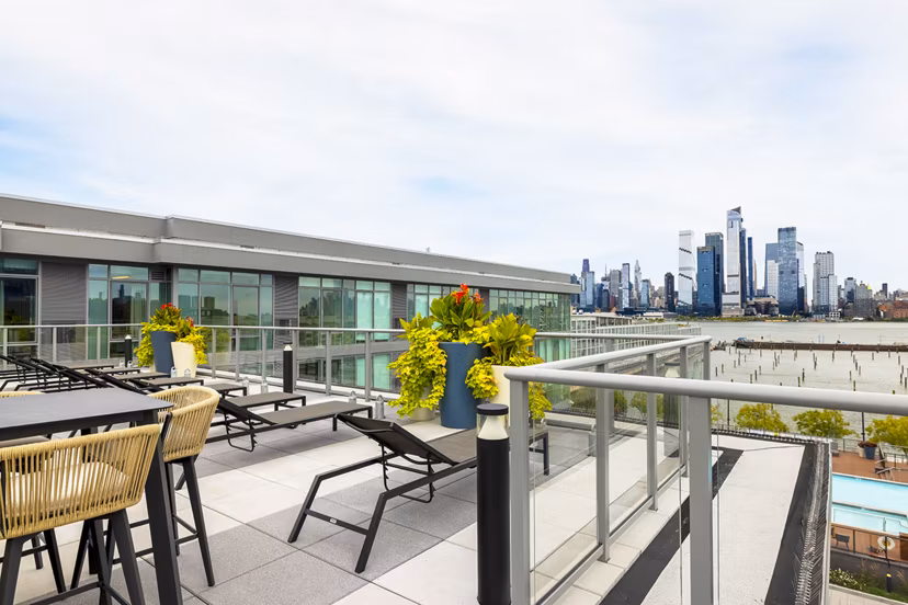 grill area at The Reserve at Estuary Apartments 