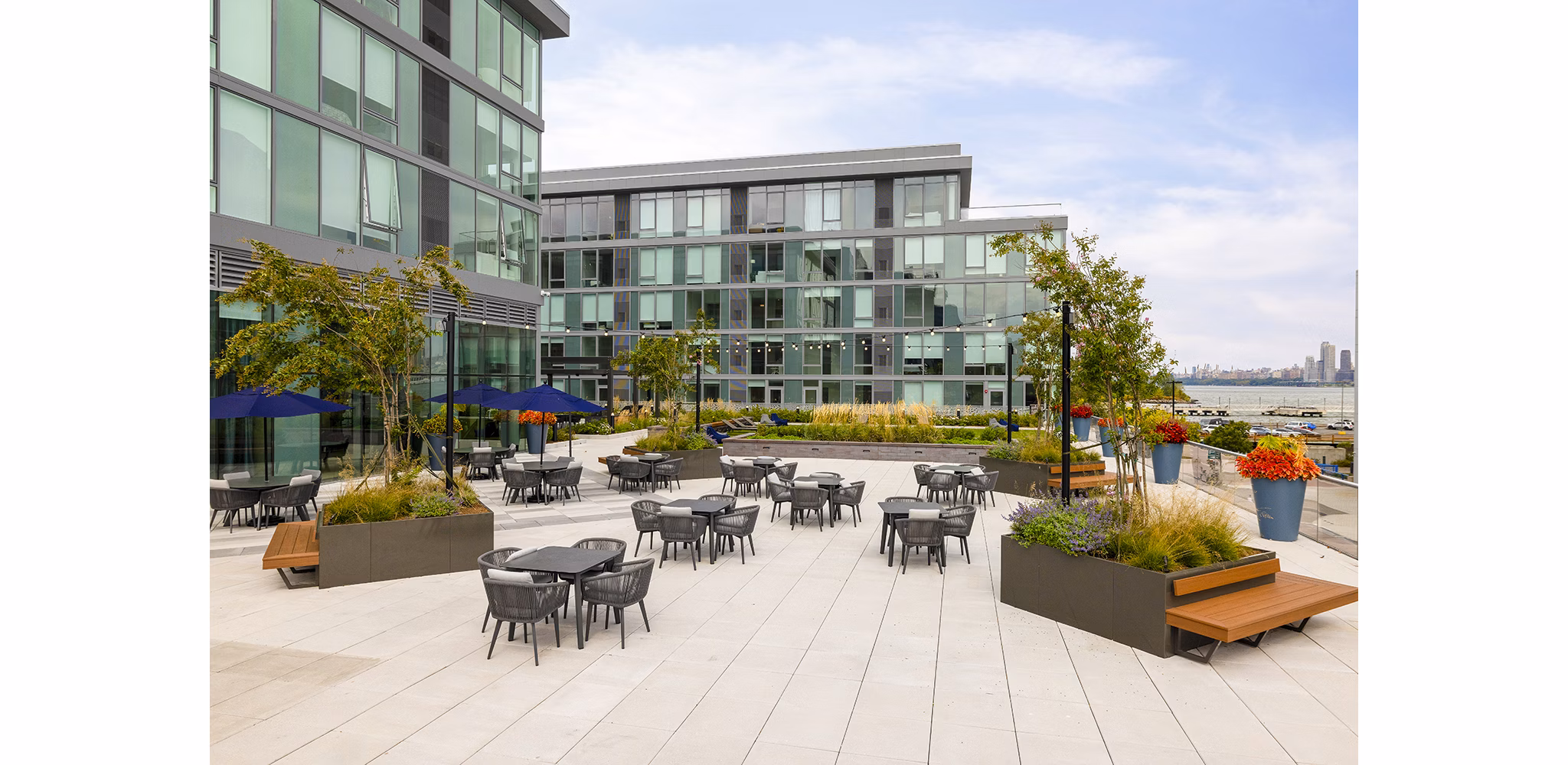 grill area at The Reserve at Estuary Apartments 