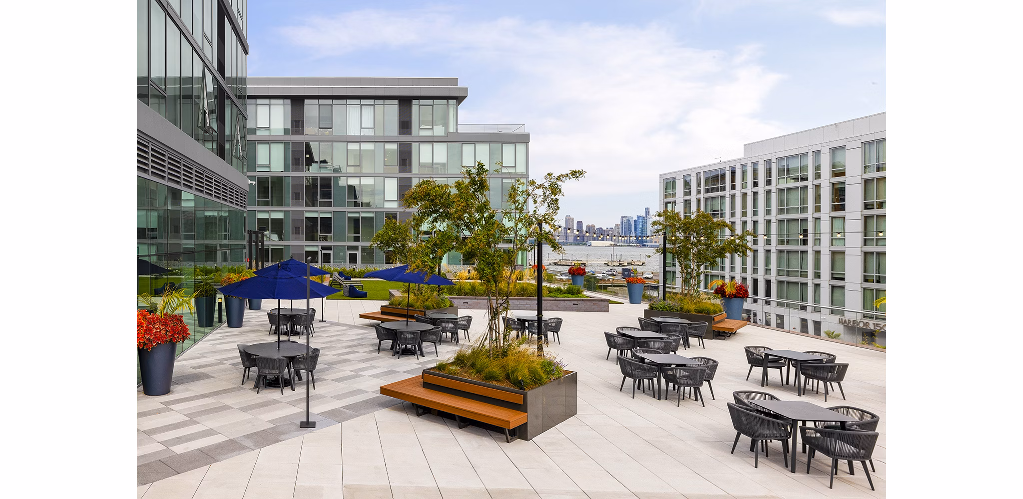 grill area at The Reserve at Estuary Apartments 