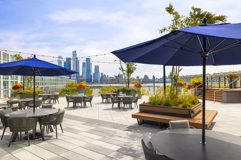 grill area at The Reserve at Estuary Apartments 