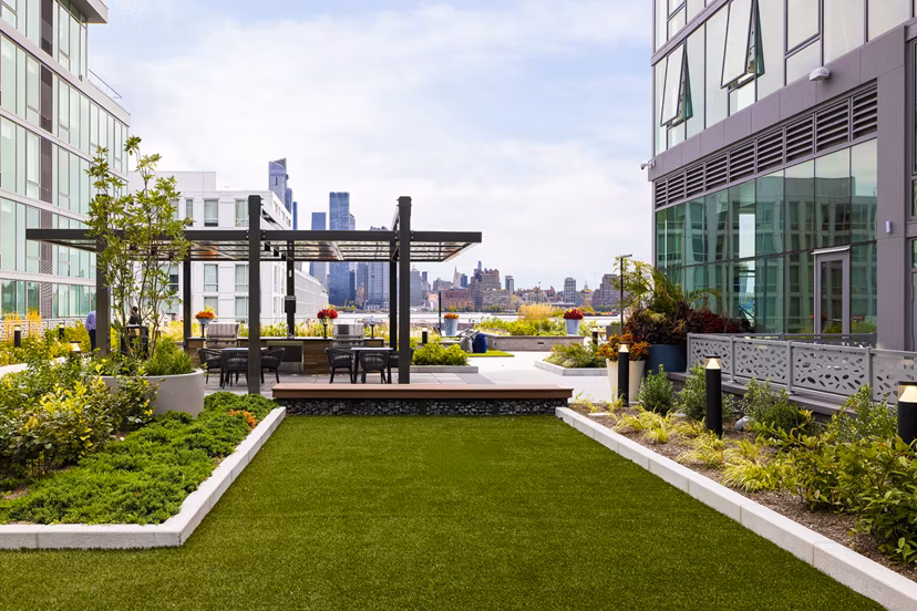 grill area at The Reserve at Estuary Apartments 