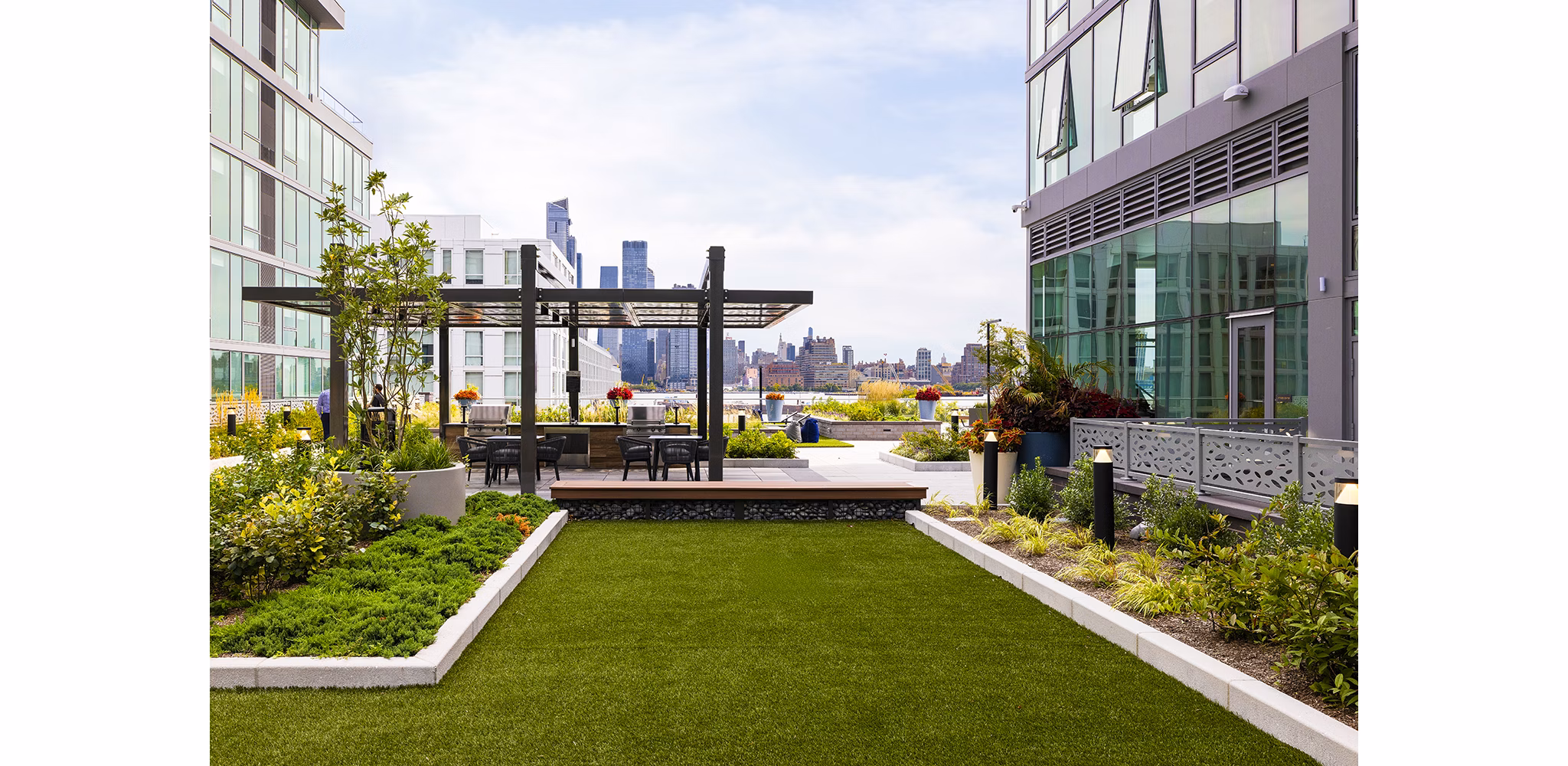 grill area at The Reserve at Estuary Apartments 