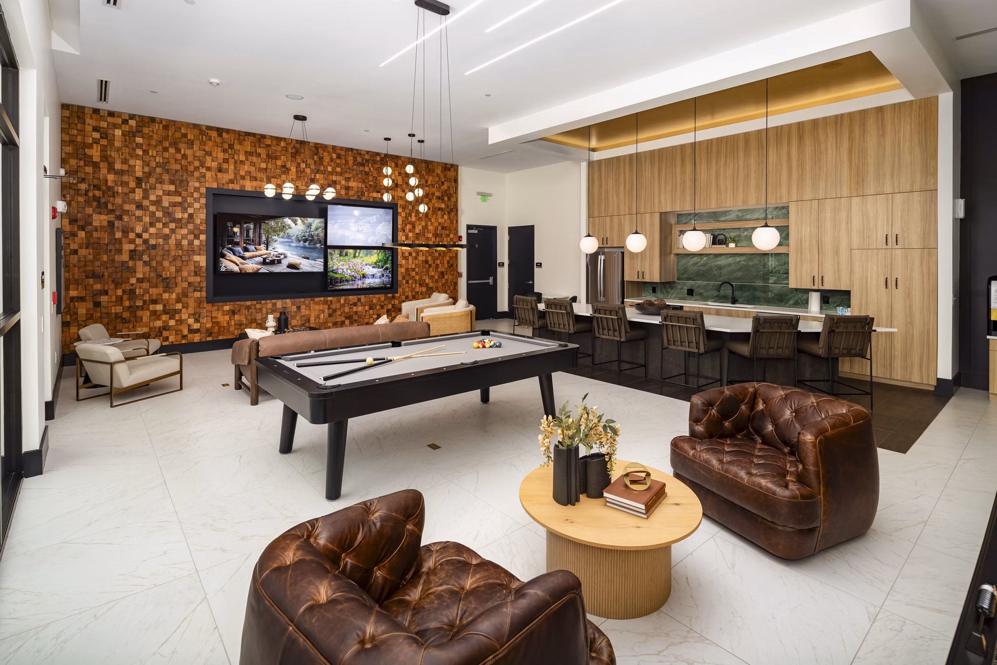 clubhouse at Ava Oakwood Apartments 