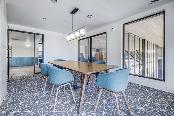 clubhouse meeting facility at One Burton Apartments