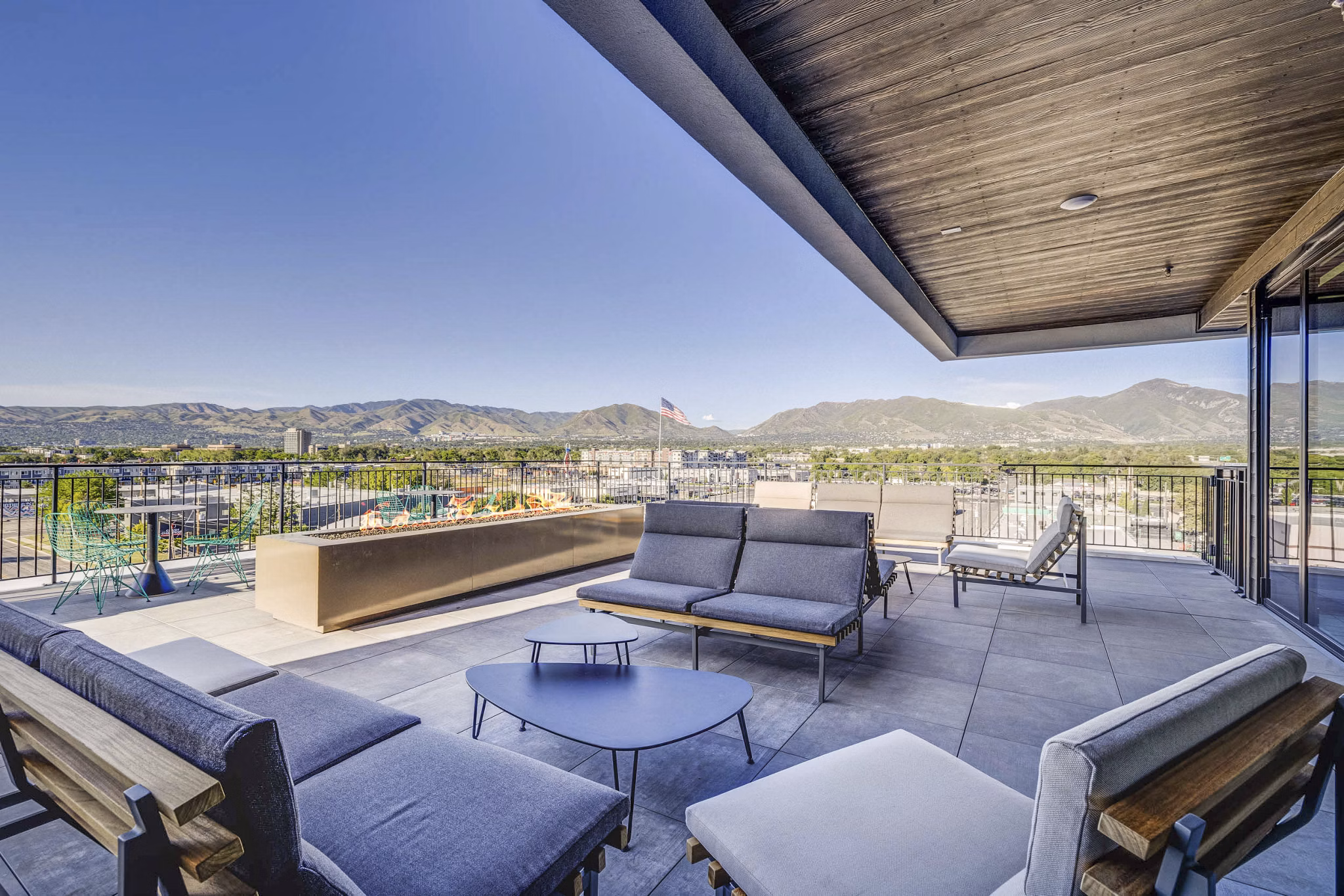 fire pit/patio/balcony at Harvest Apartments
