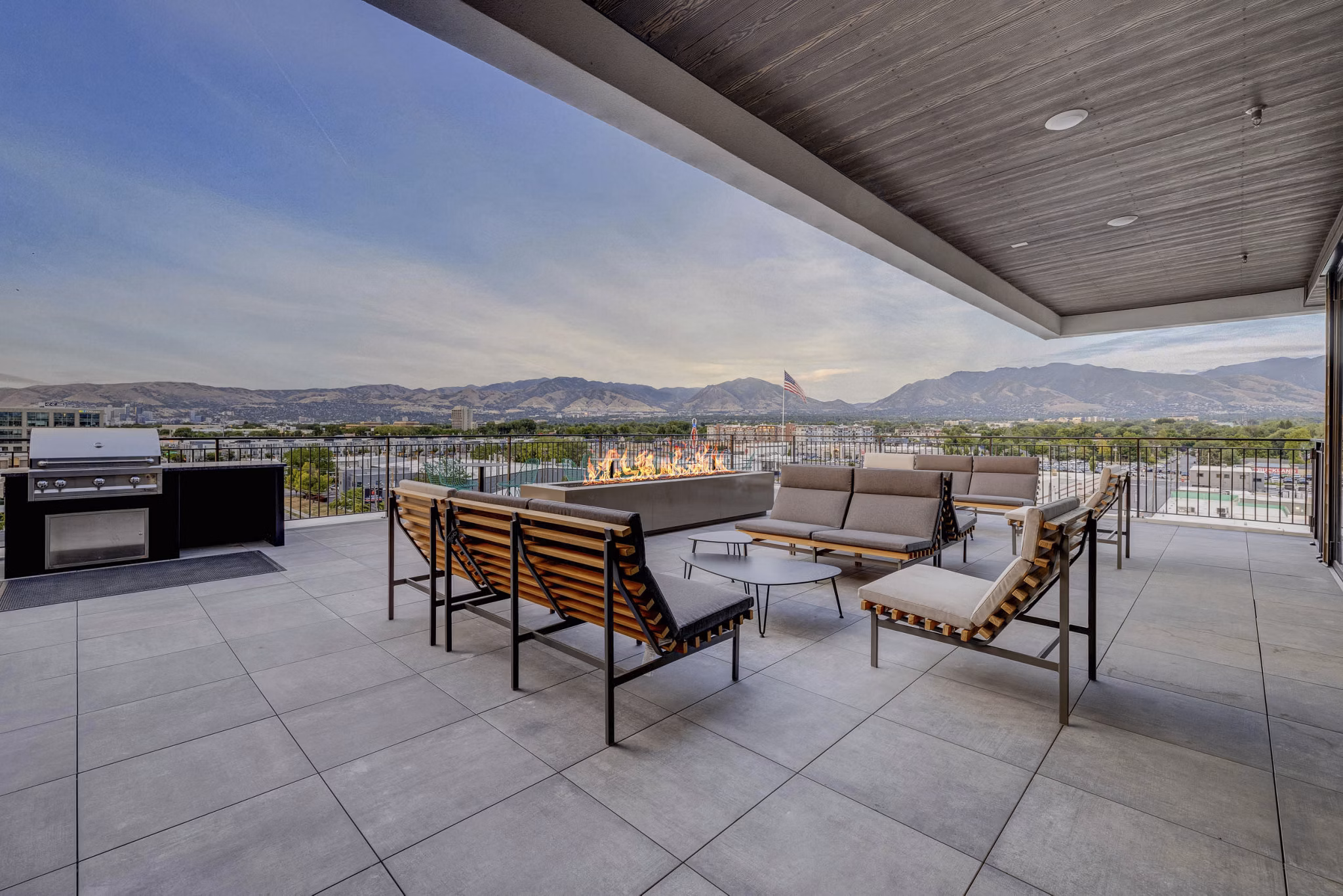 grill area at One Burton Apartments 