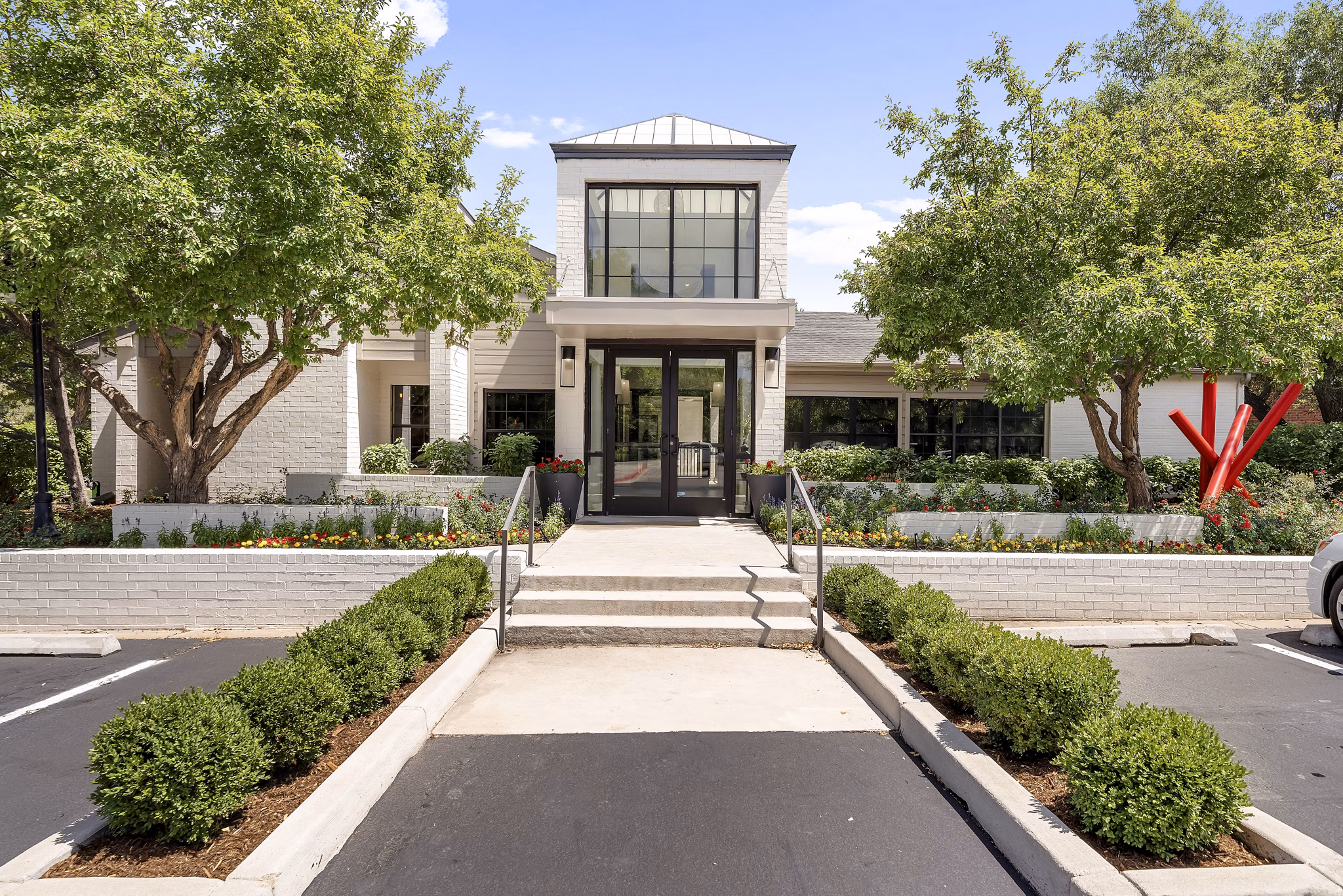 exterior at Courtney Park Apartments