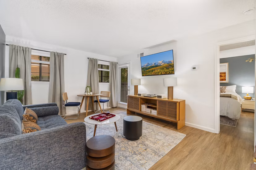 living room at Courtney Park Apartments 