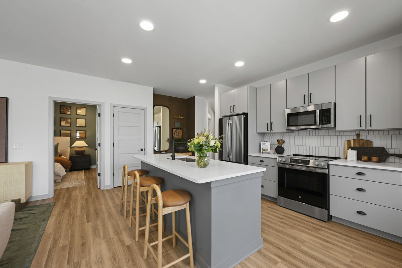 Elan Capital Hills 14 of 33
