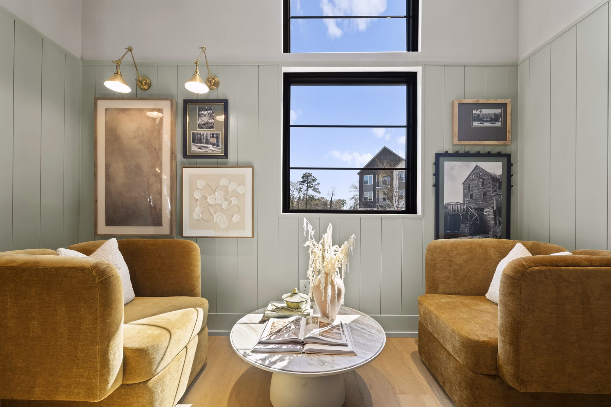 living room at Elan Capital Hills Apartments 