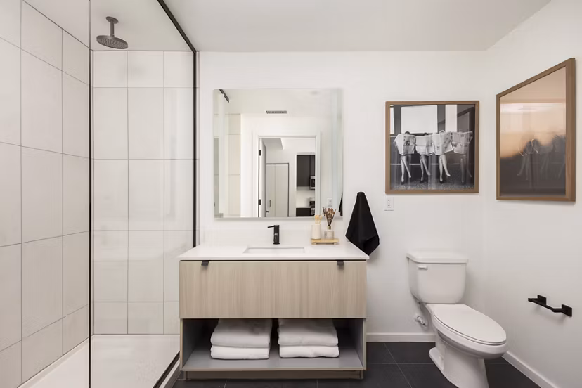 bathroom at Rosie Apartments