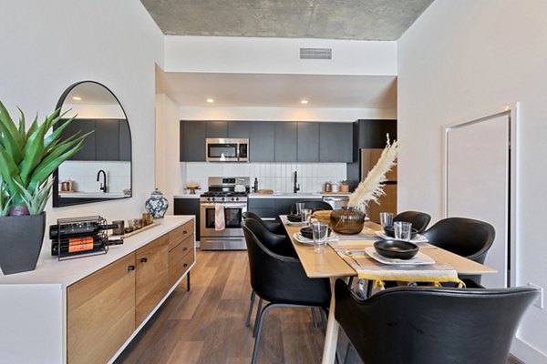 dining room at Rosie Apartments 