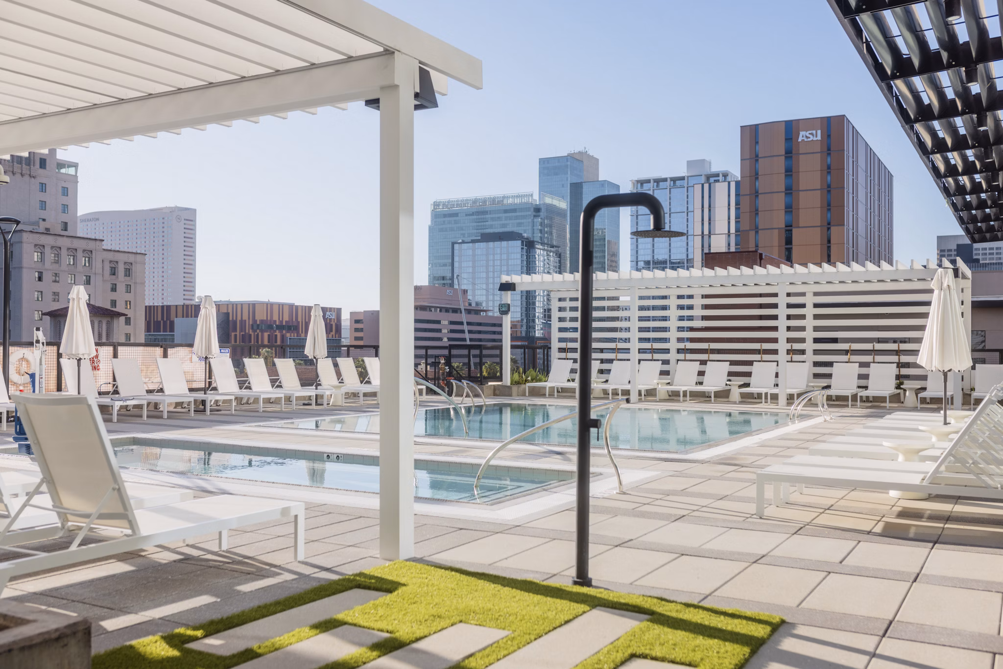 grill area at Rosie Apartments