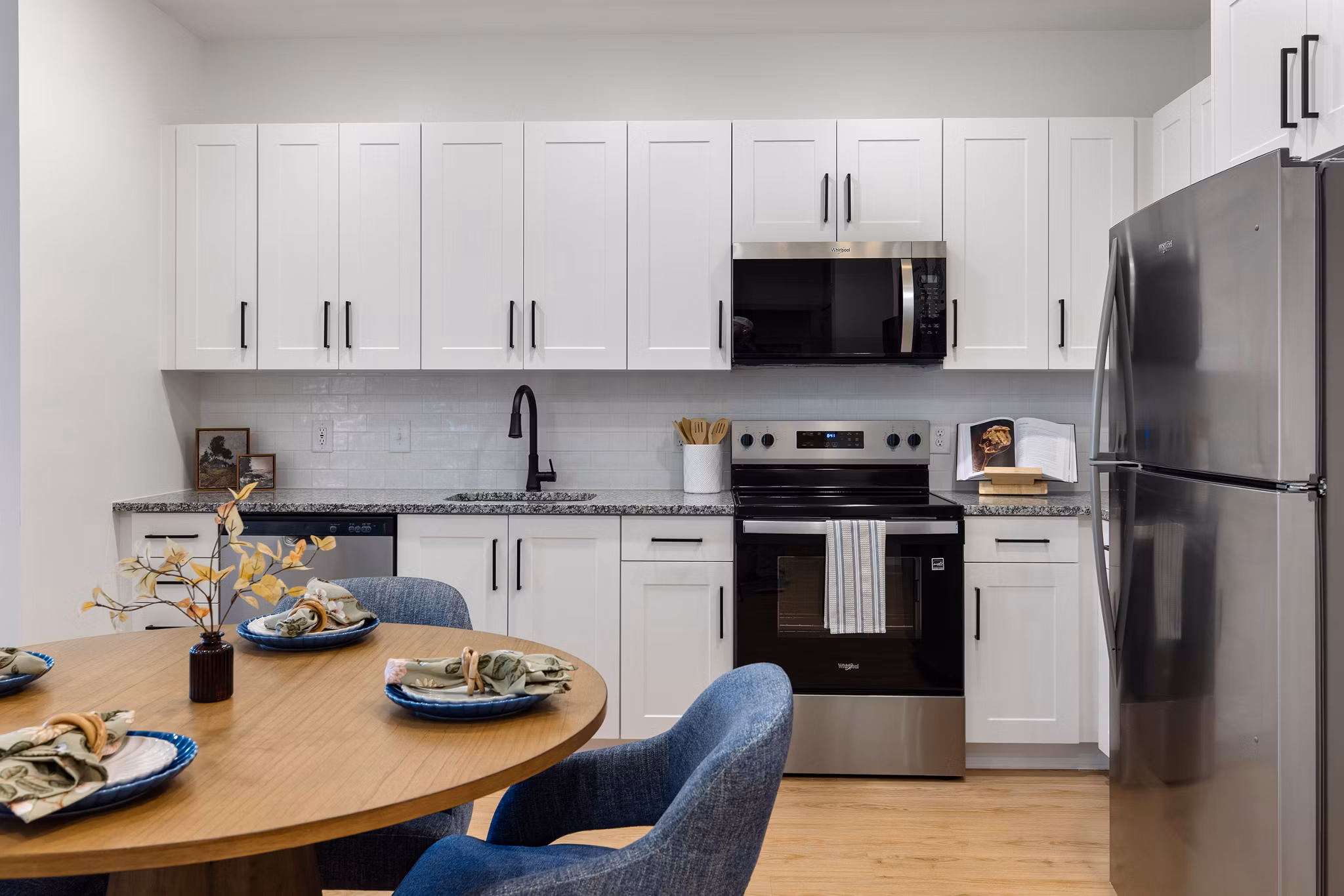 kitchen at Album Summit Pines Apartments
